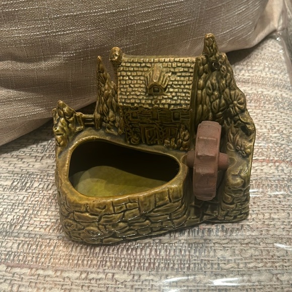 Pottery - Picture 1 of 3